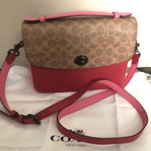 Coach Colorblock and signature Cassie